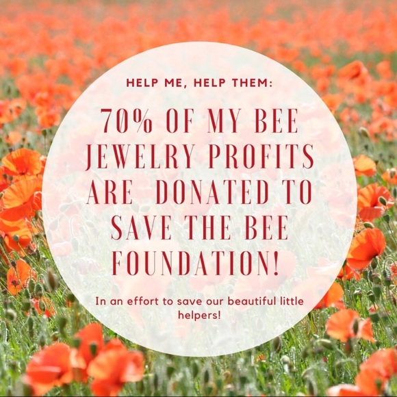 “Honey Lover” Minimalist Gold Honeycomb Bee Insect Hexagon Dainty Stud Earrings - Picture 6 of 6